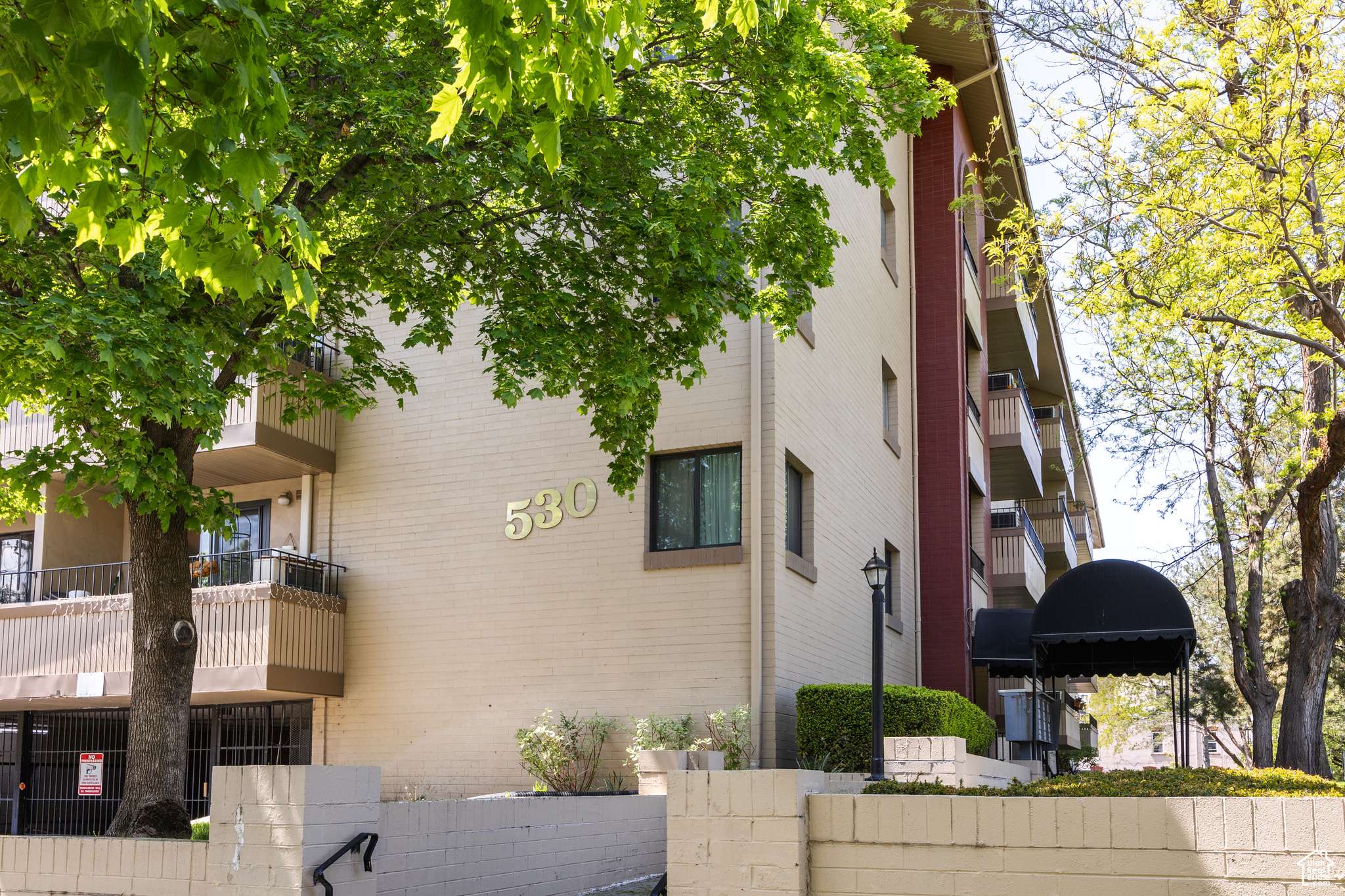 Salt Lake City, UT 84111,530 S 400 E ##2303