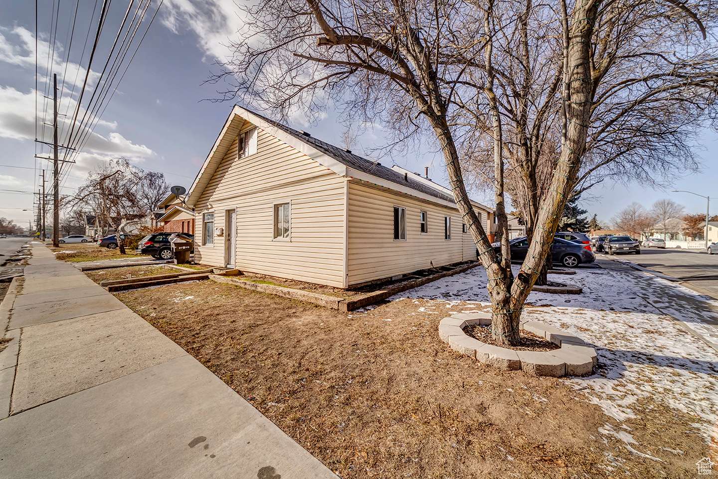 Provo, UT 84606,289 N 700 E