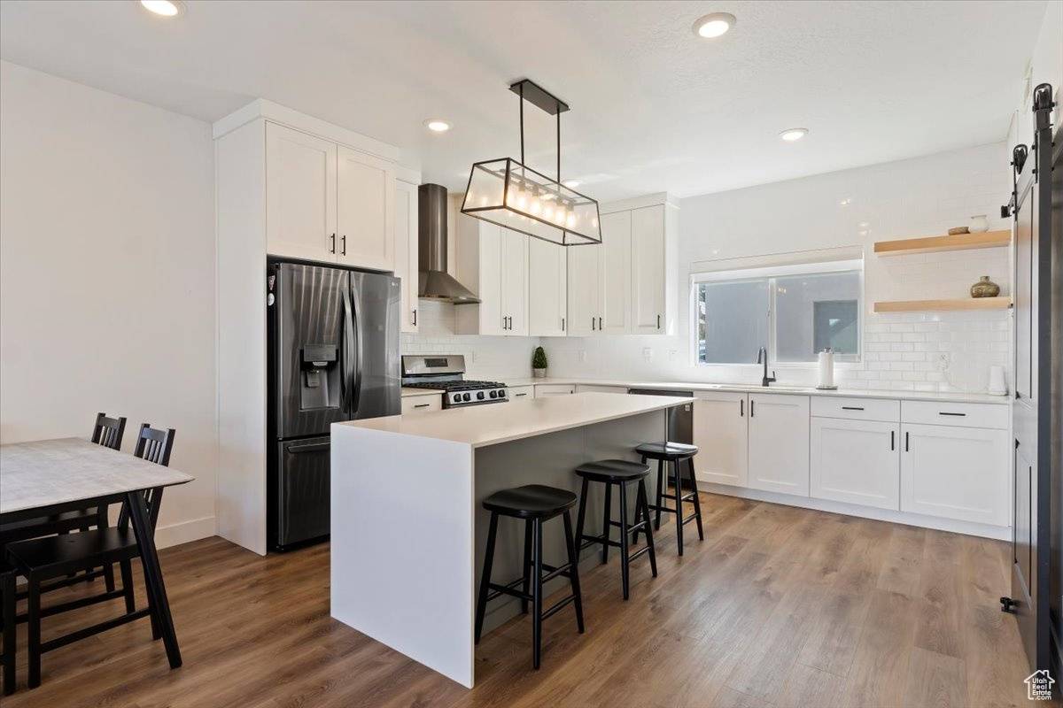 North Salt Lake, UT 84054,51 E VANTAGE DR