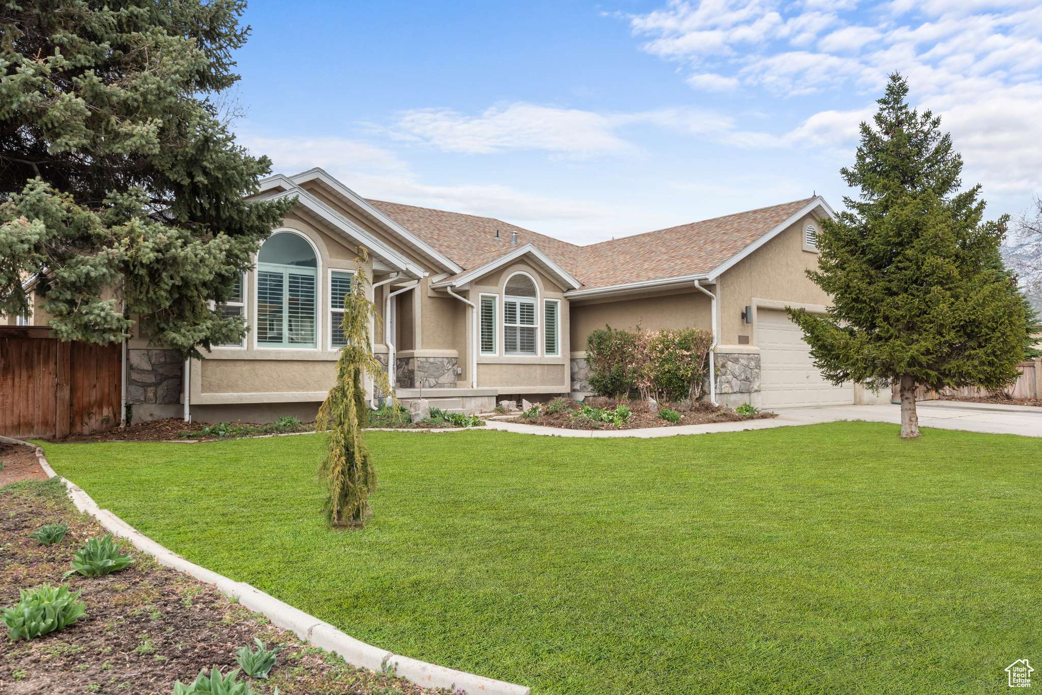 Sandy, UT 84093,1871 E WILD WILLOW LN S