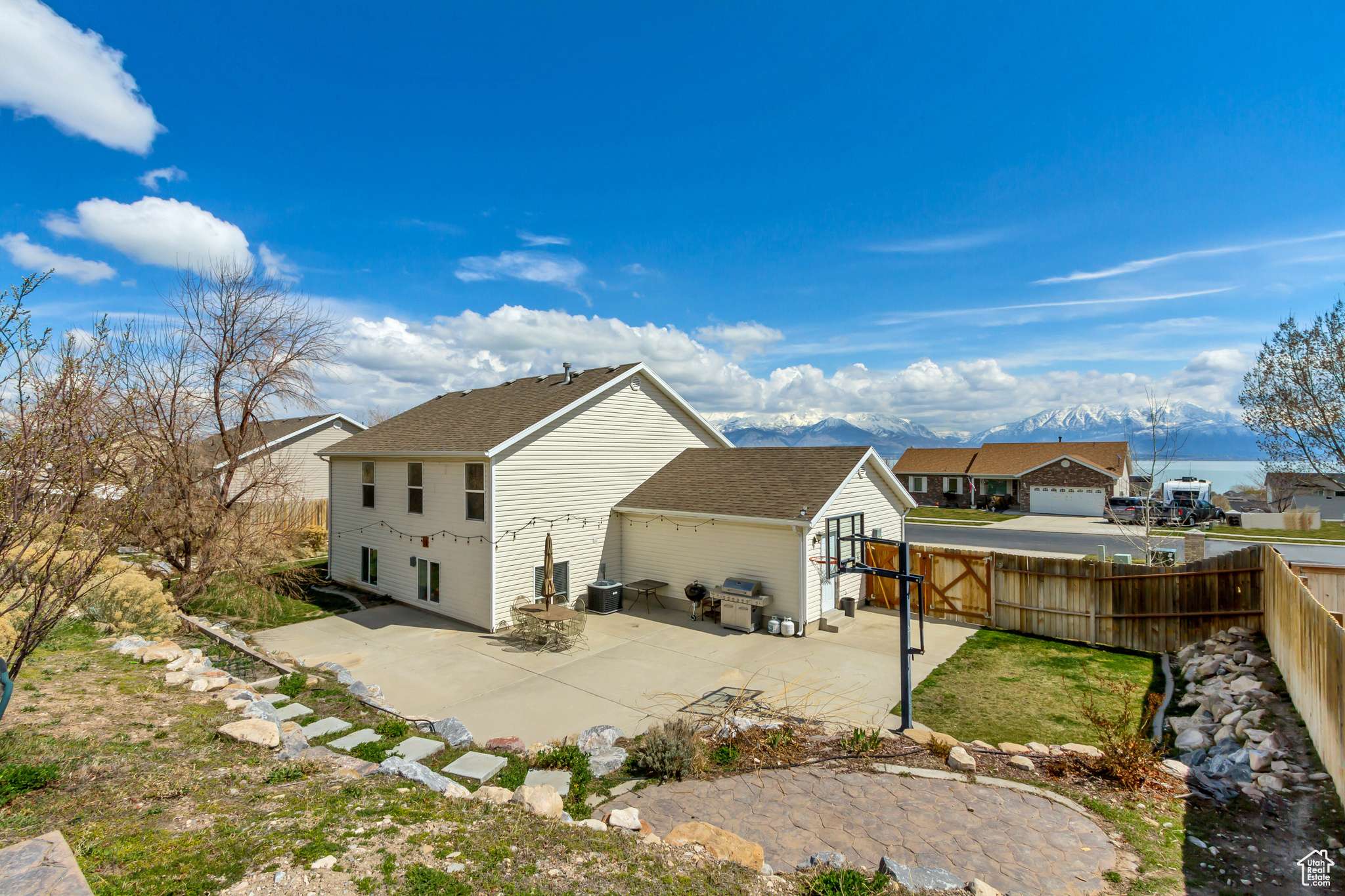 Saratoga Springs, UT 84045,4103 S SUNRISE DR