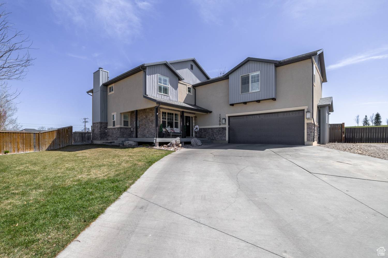 Vernal, UT 84078,1599 S 460 E