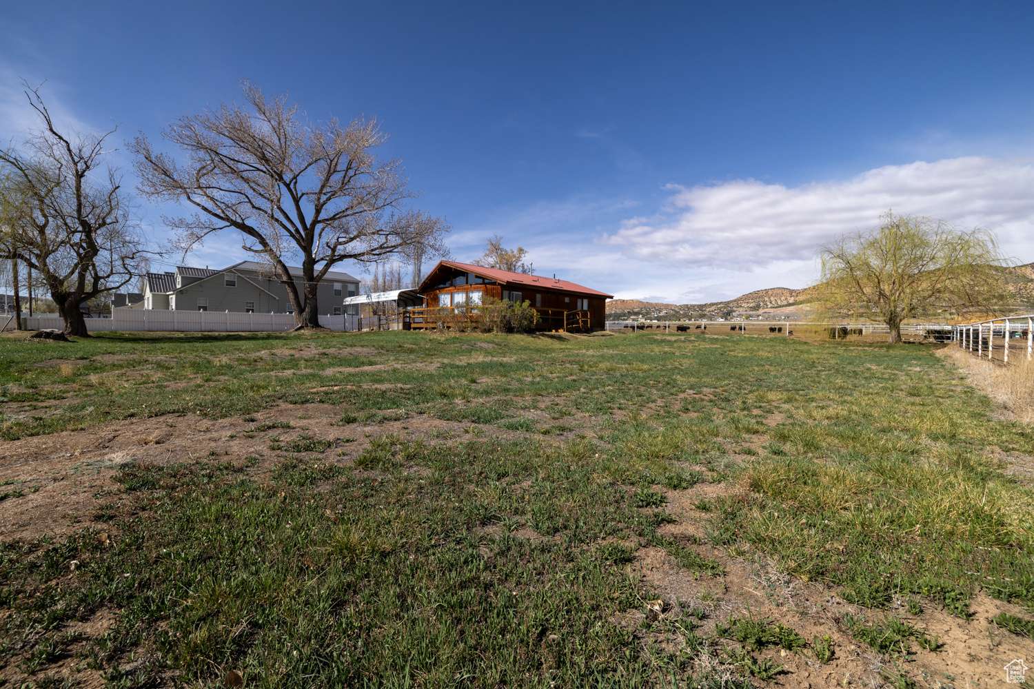 Vernal, UT 84078,1294 S 2500 W