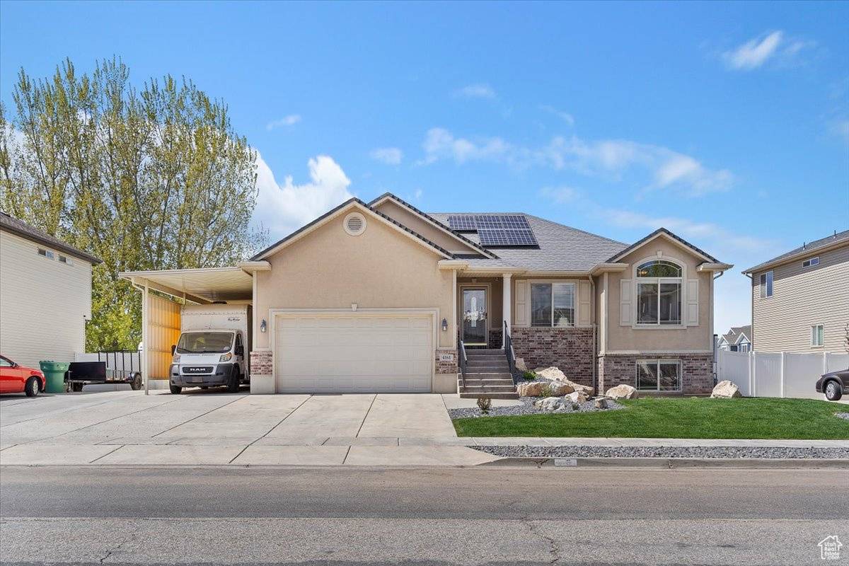 Roy, UT 84067,4161 S 2725 W