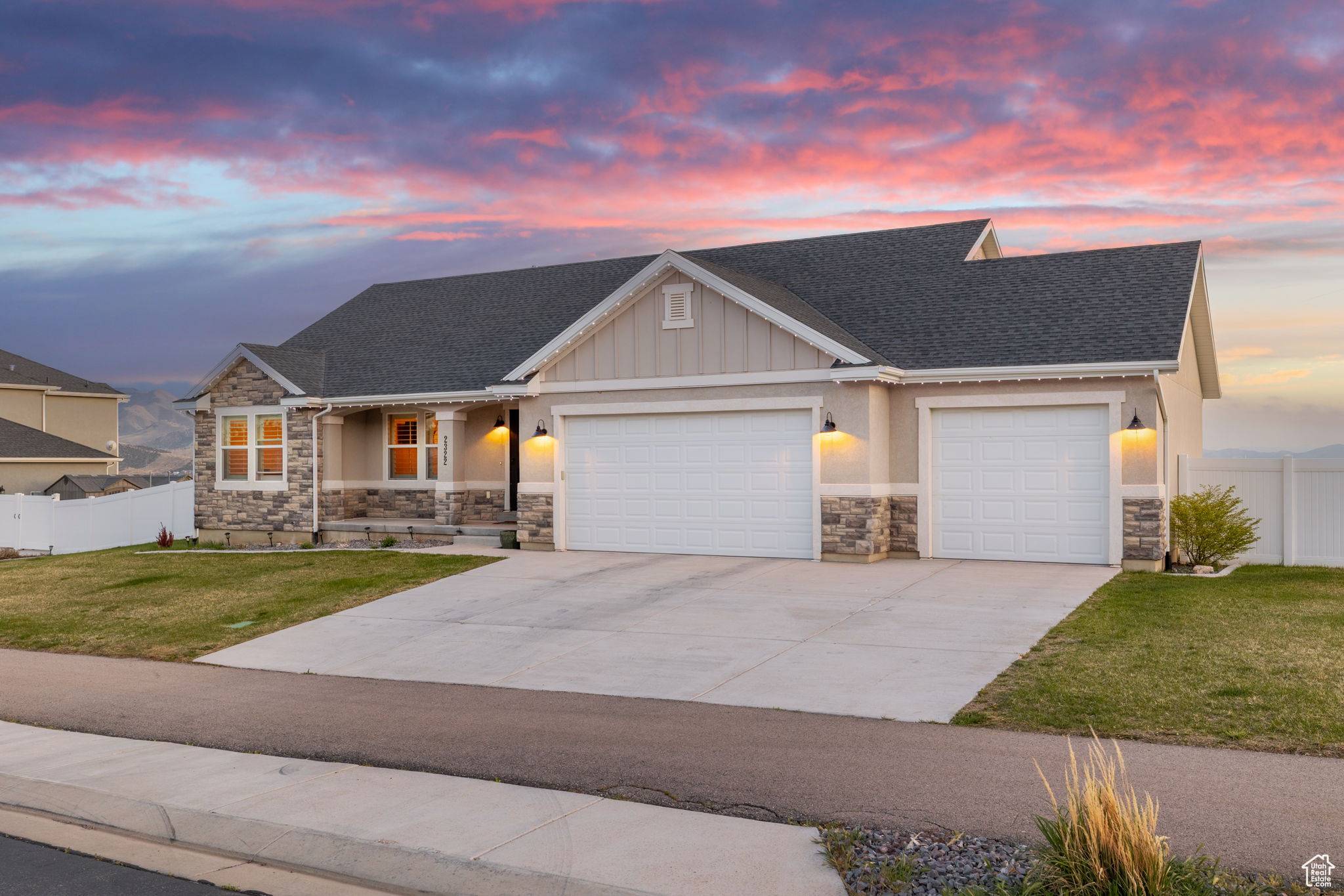 Eagle Mountain, UT 84005,2322 E HORIZON DR