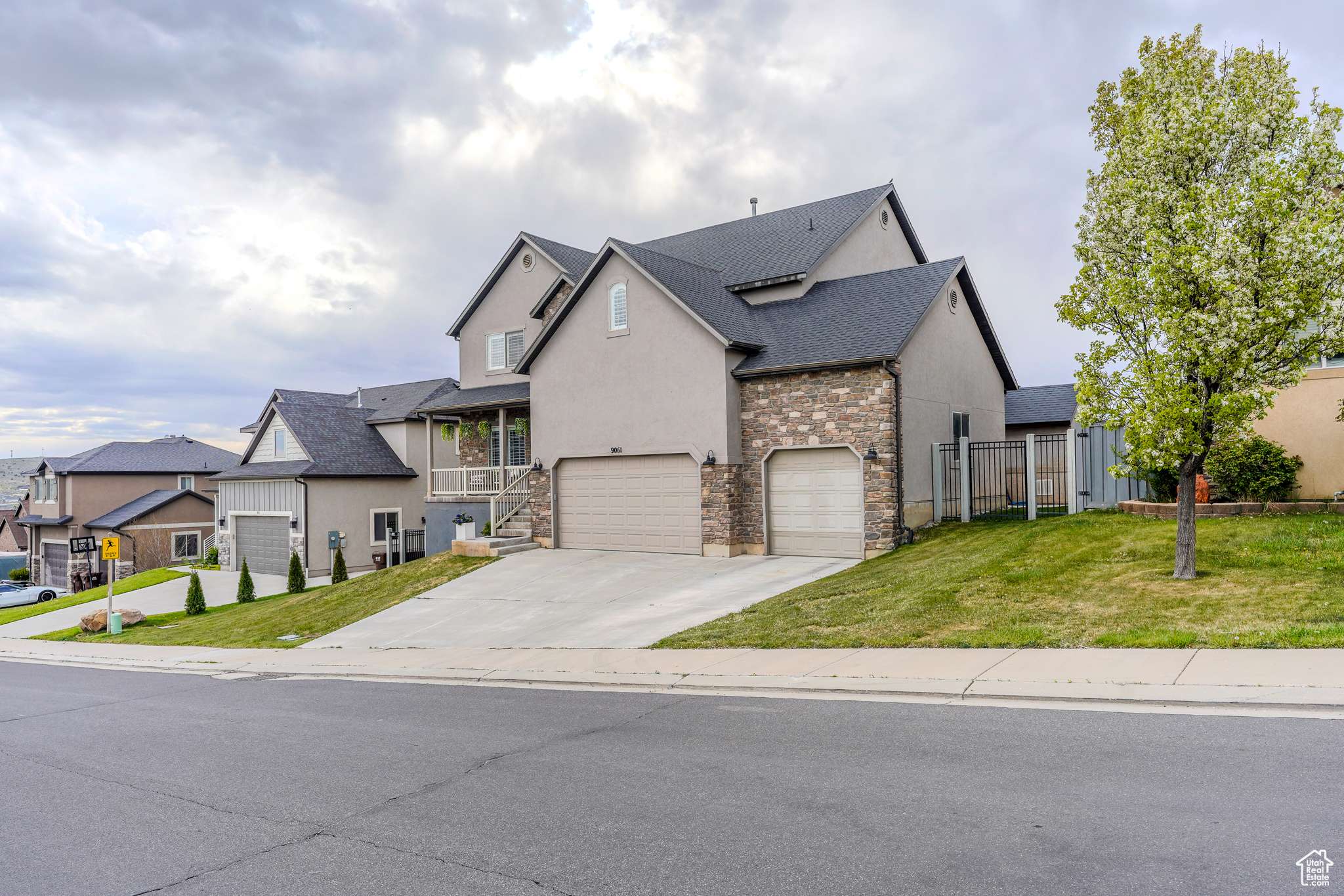 Eagle Mountain, UT 84005,9061 N CLUBHOUSE LN