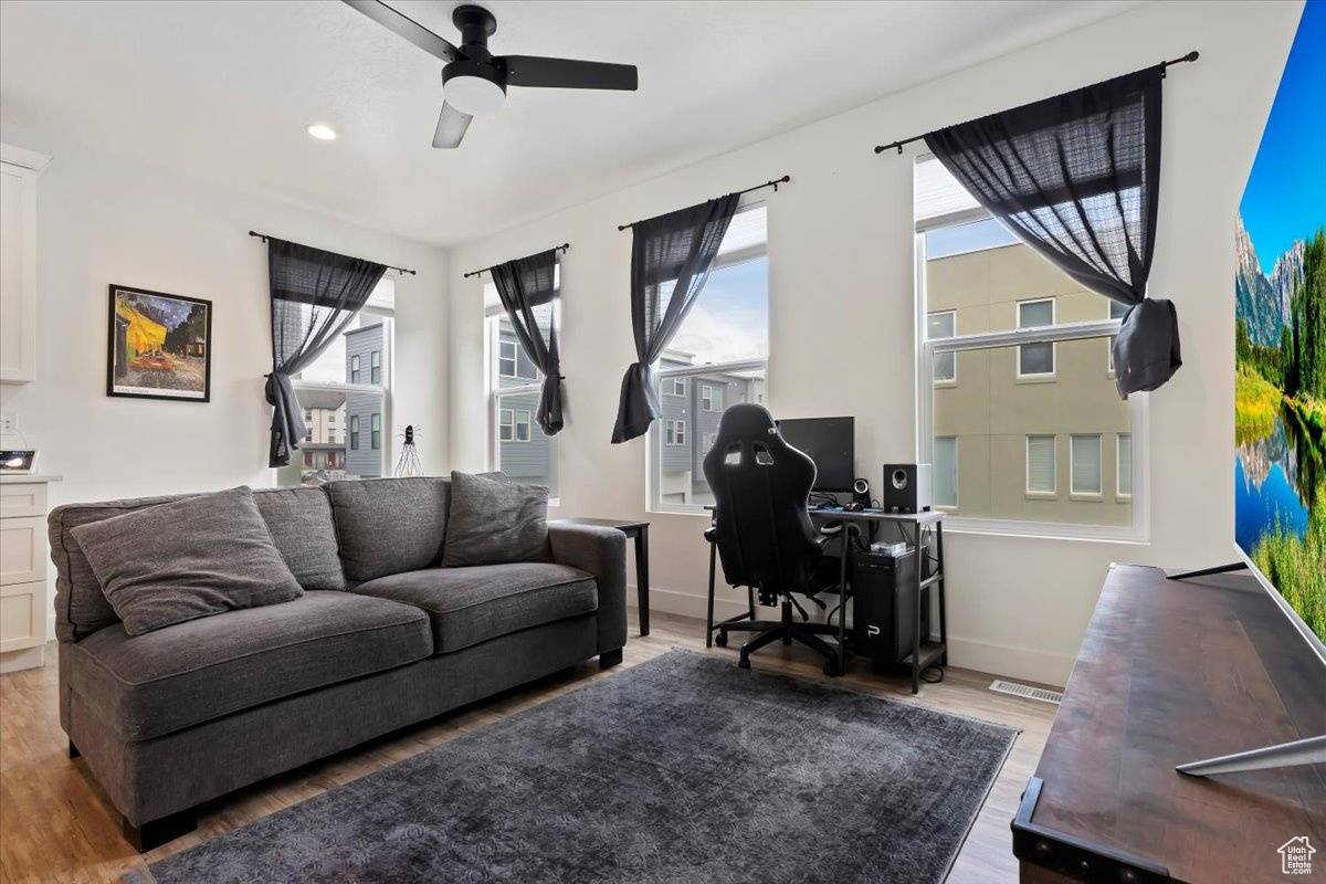 South Jordan, UT 84009,6216 W BIRCH RUN RD S