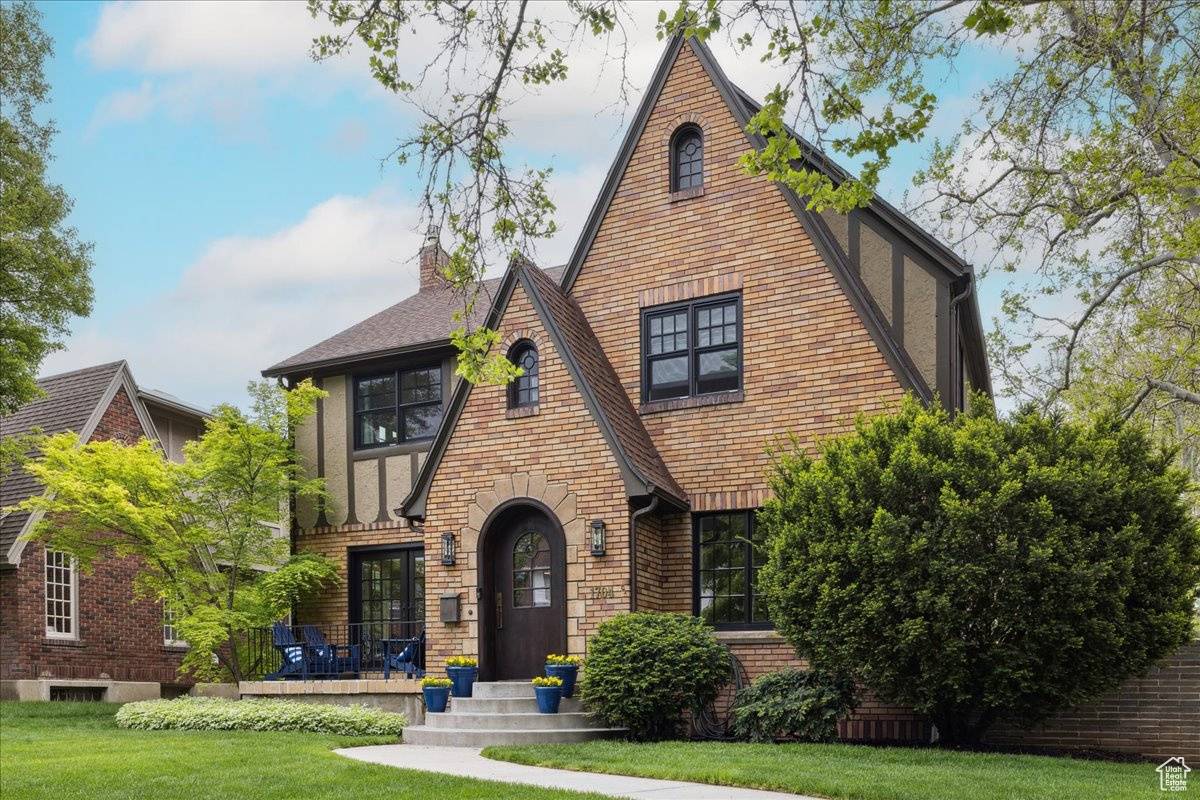 Salt Lake City, UT 84108,1704 E HERBERT AVE