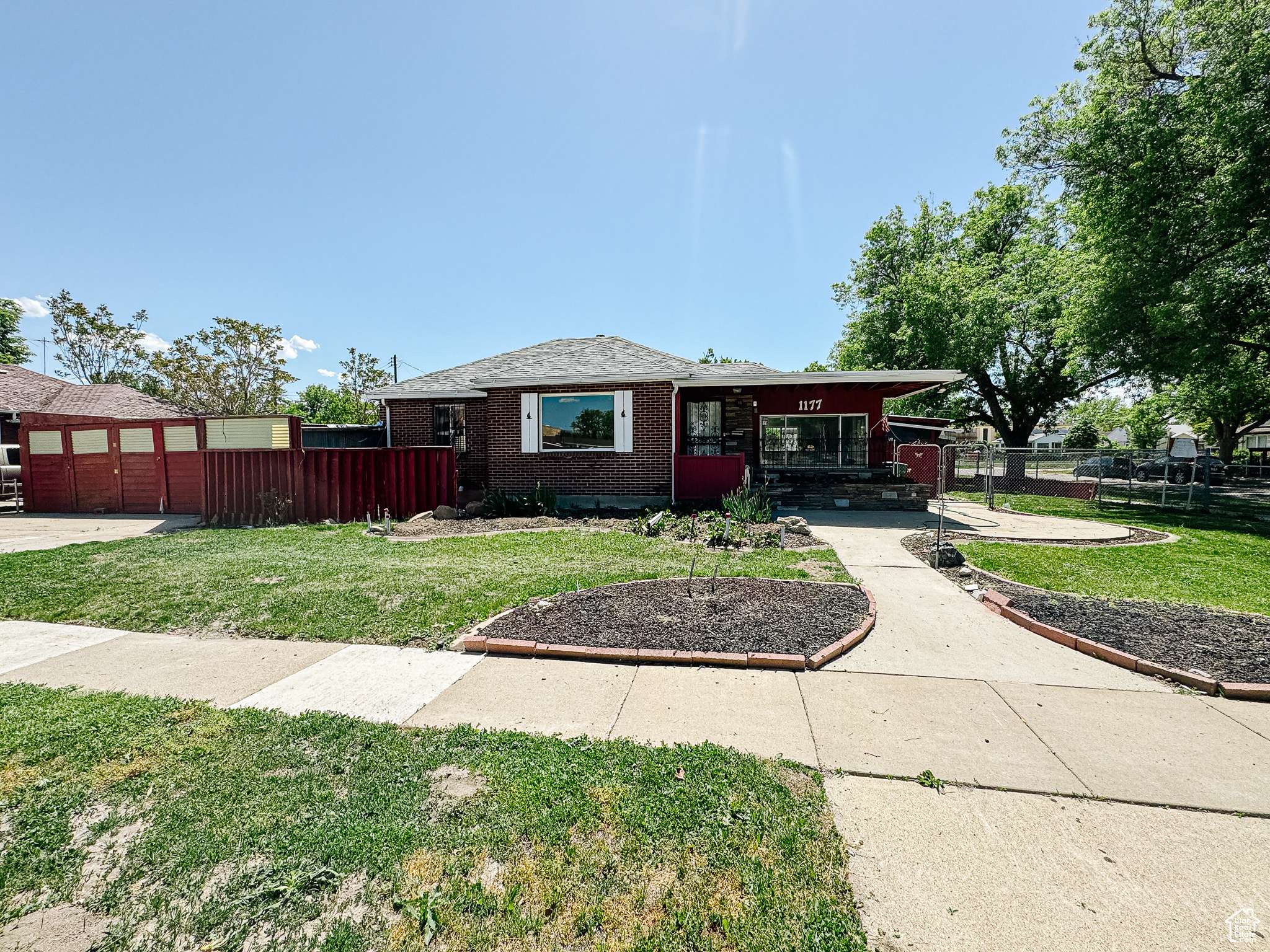 Salt Lake City, UT 84116,1177 W PICTURE DR