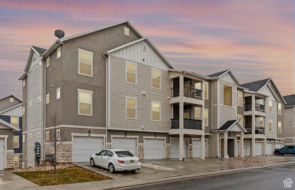Saratoga Springs, UT 84045,1776 W NEWCASTLE LN N #A201