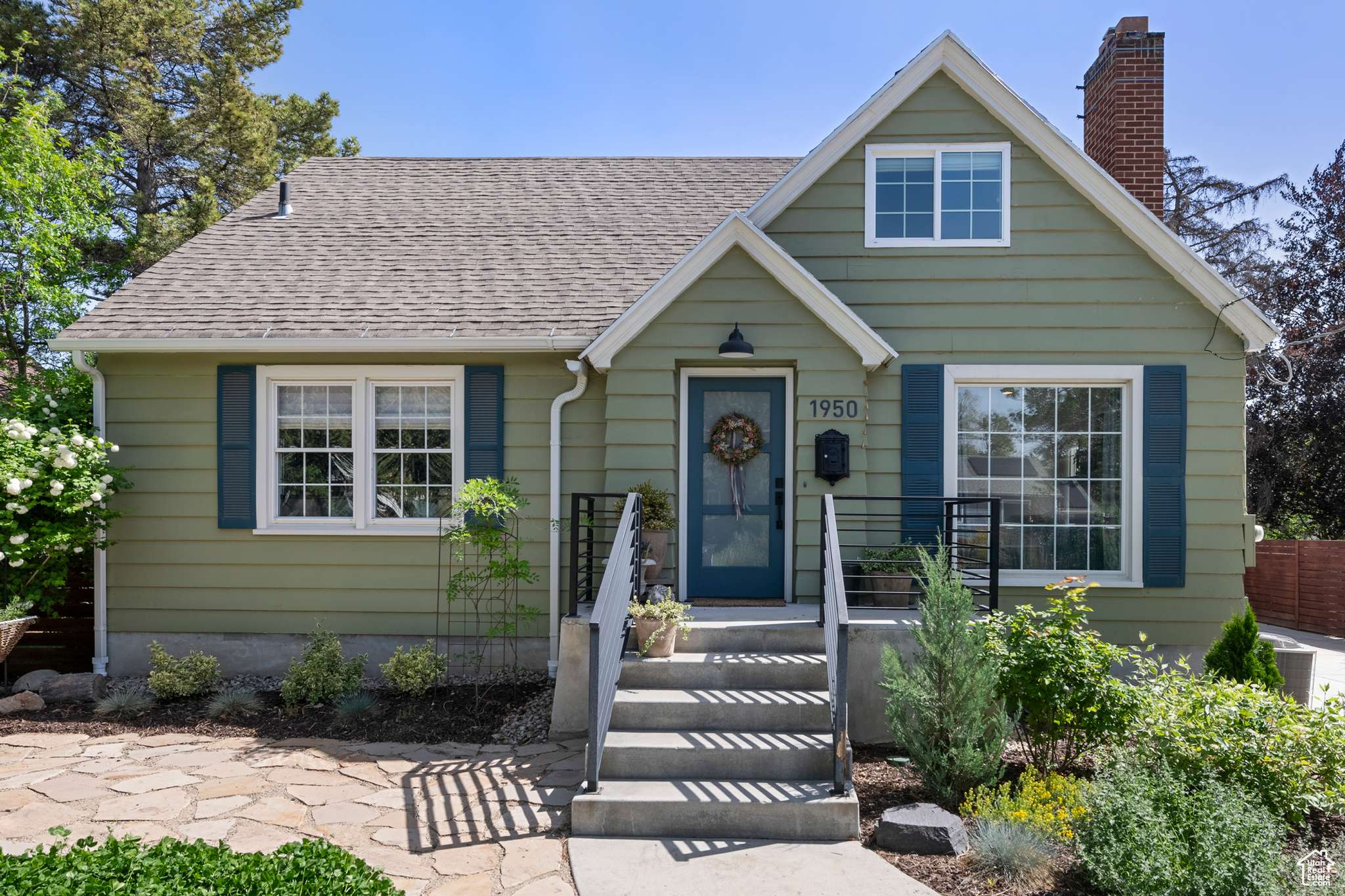 Holladay, UT 84117,1950 E SYCAMORE LN