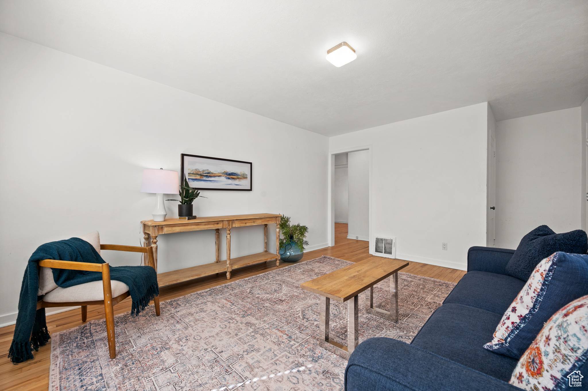 Salt Lake City, UT 84109,2574 E ELM AVE S