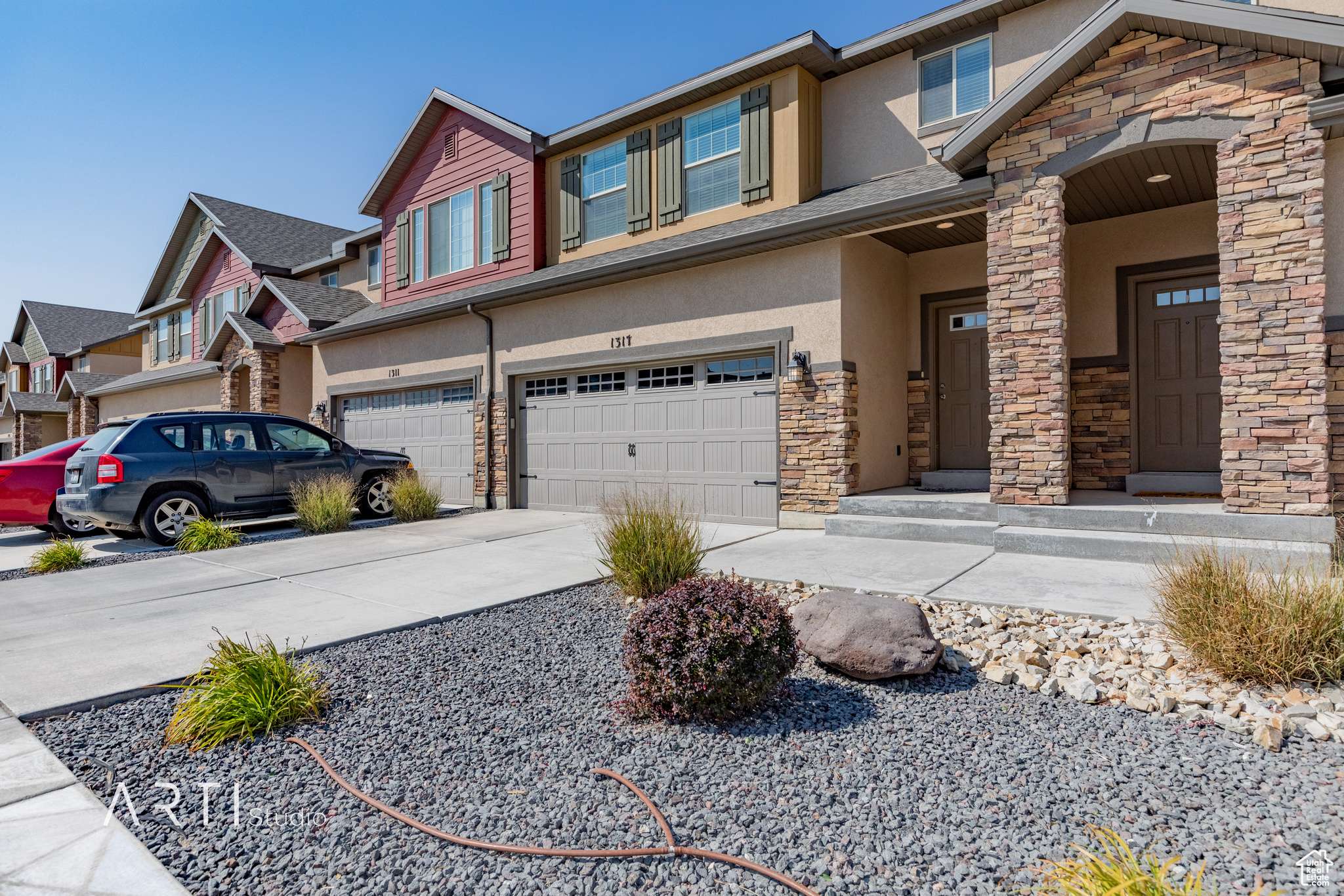 Saratoga Springs, UT 84045,1317 N SILVER CREST DR E