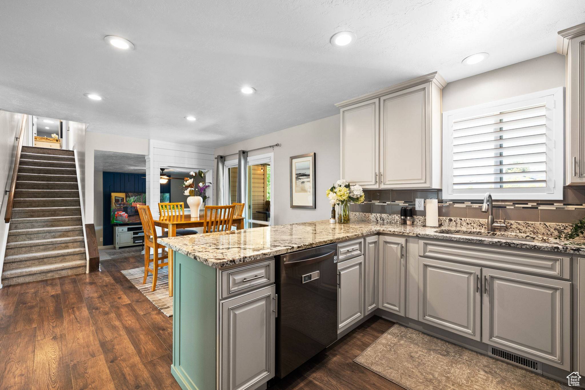 West Valley City, UT 84120,3743 S PAVANT DR W