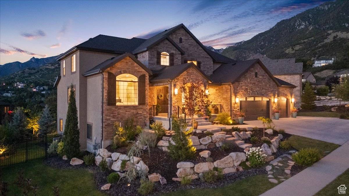 Sandy, UT 84092,10865 S HIDDENWOOD DR