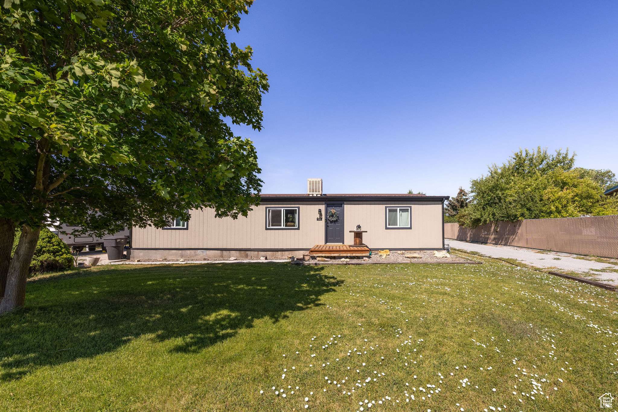 Plymouth, UT 84330,20105 N 5000 W