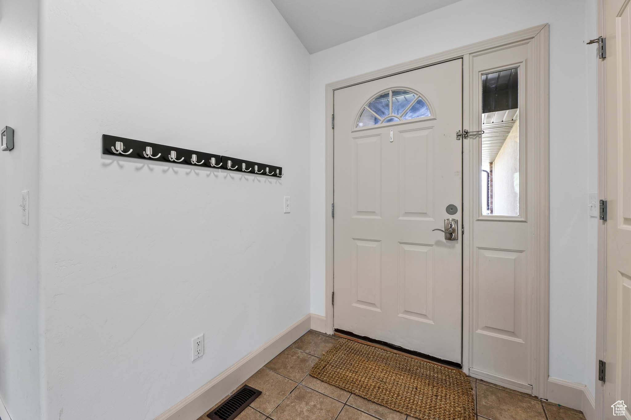 West Jordan, UT 84081,6228 S WALLER LN