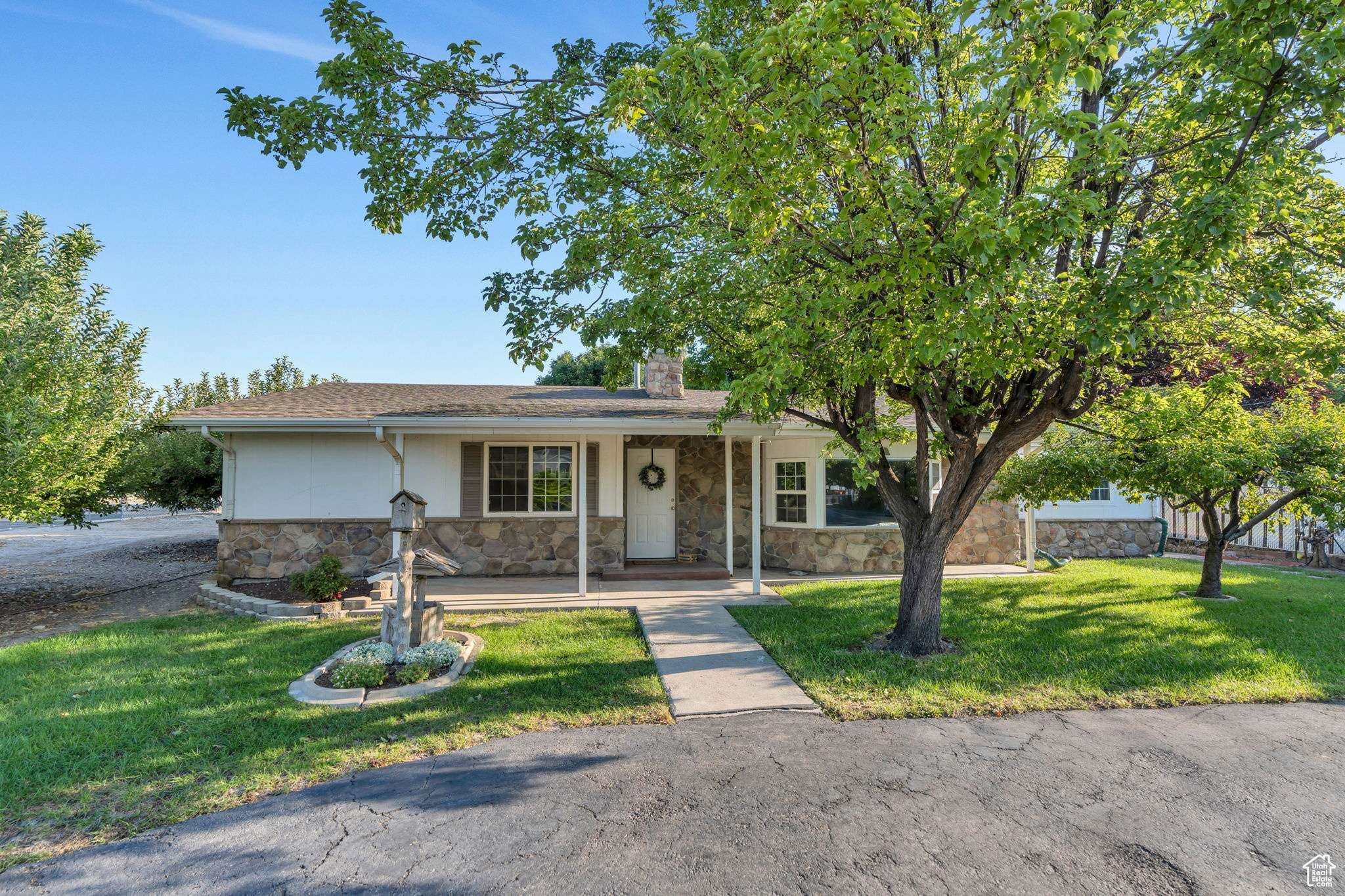 Provo, UT 84601,2374 W CENTER ST