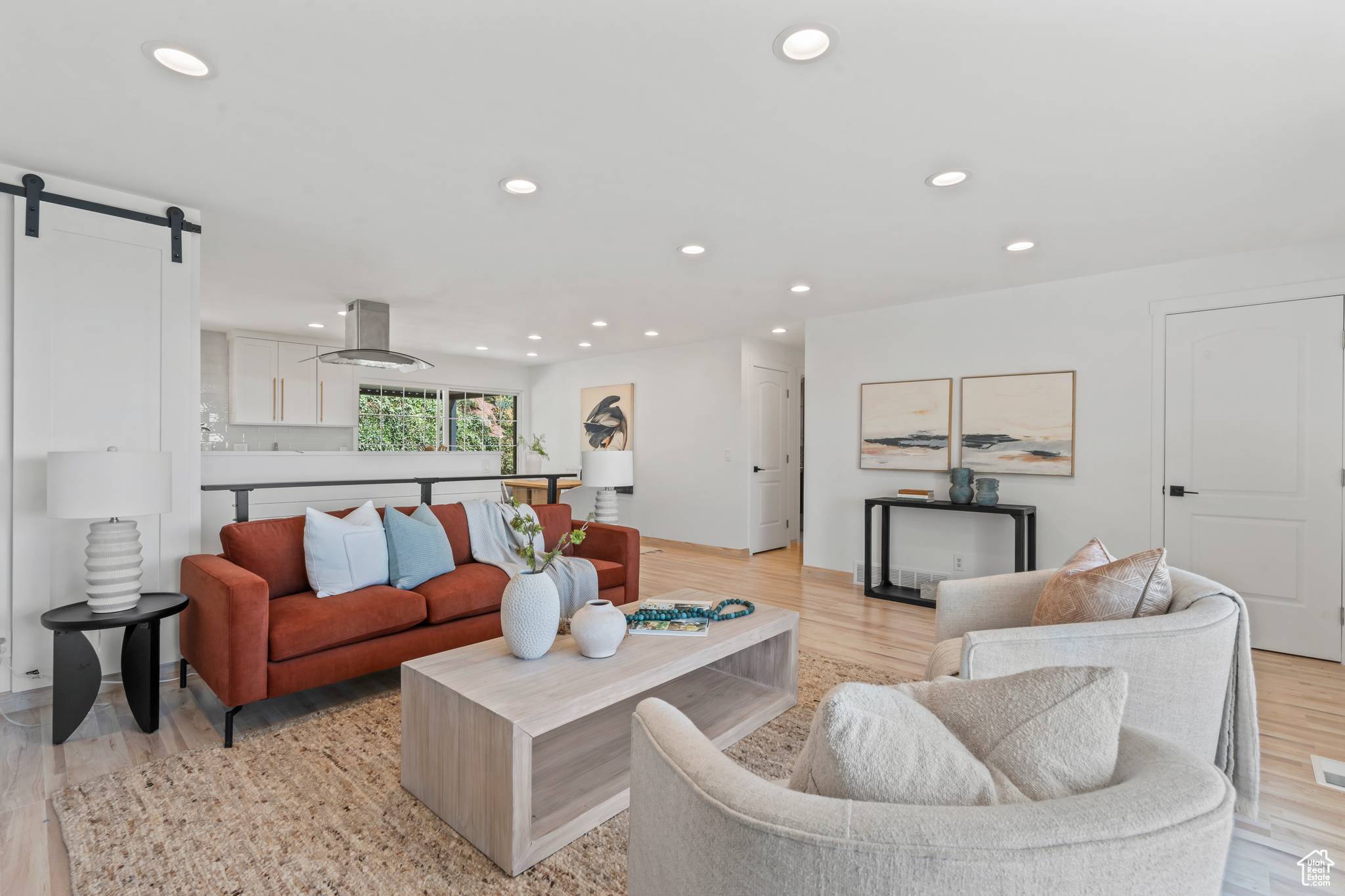 Salt Lake City, UT 84109,2259 S LAKELINE DR