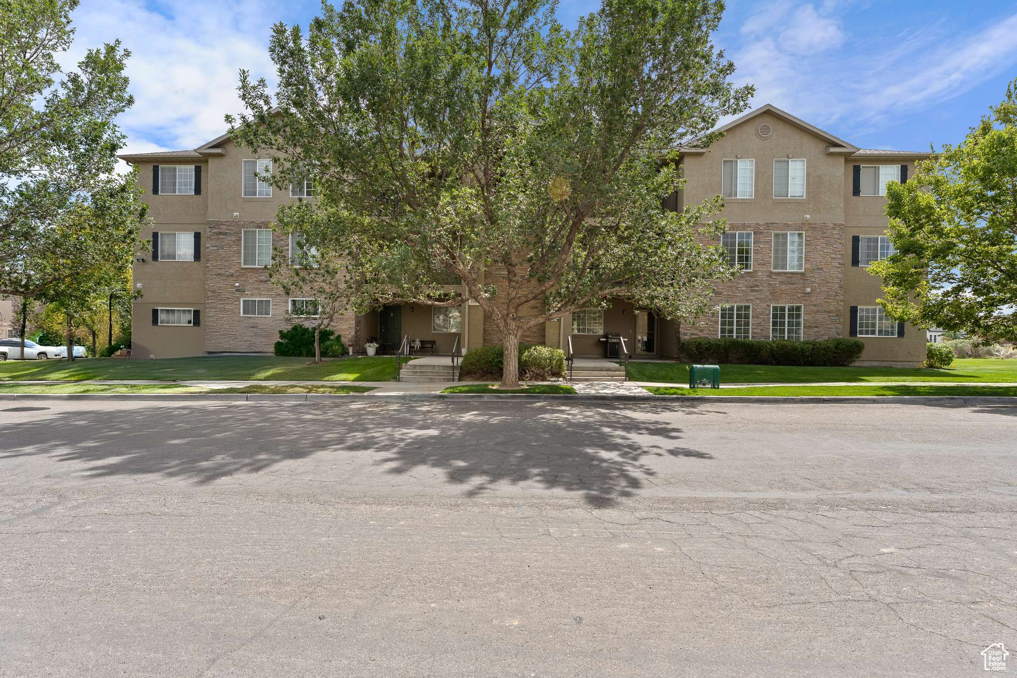 Eagle Mountain, UT 84005,3586 E ROCK CREEK RD N #2