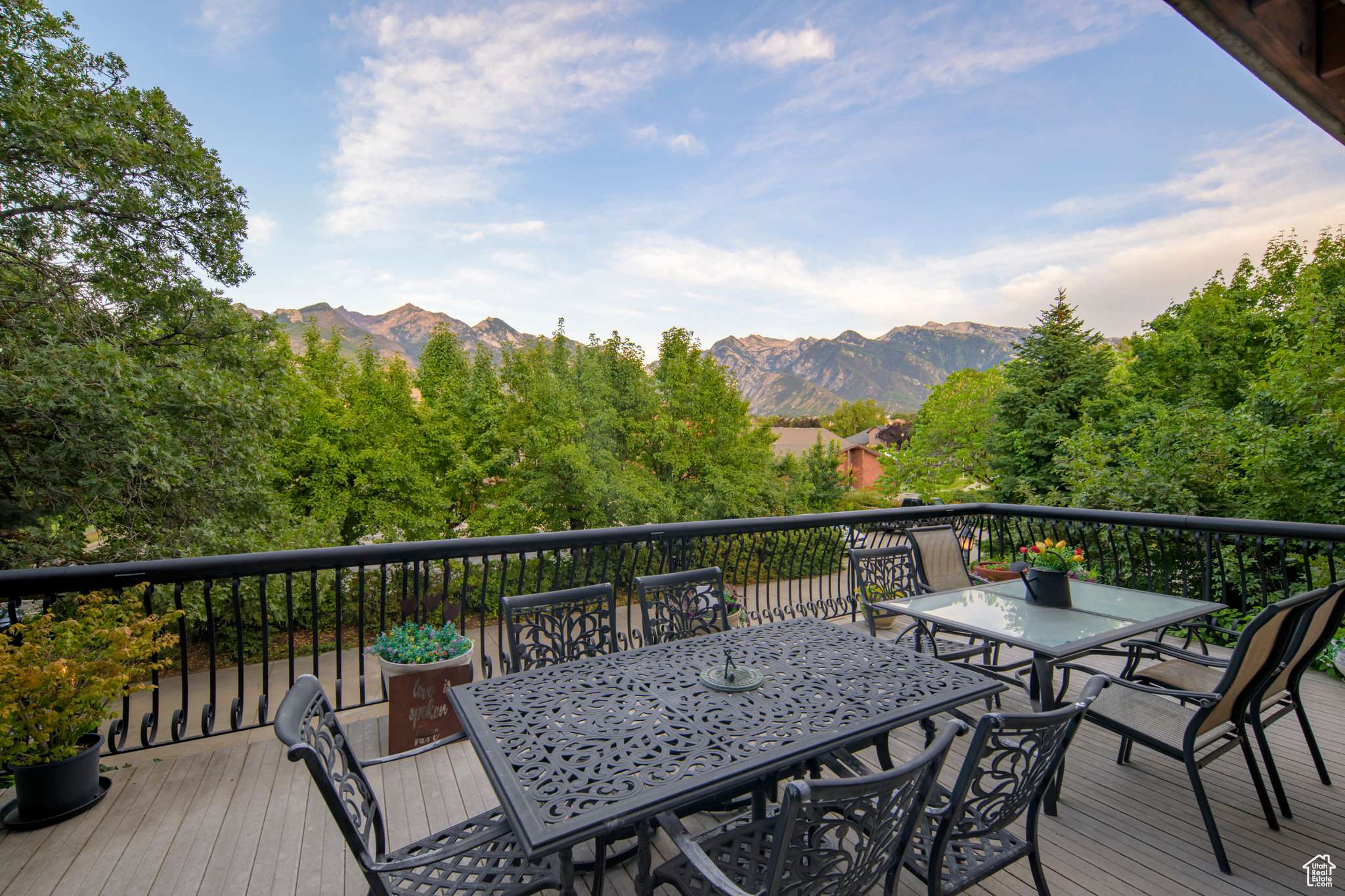 Sandy, UT 84093,8414 S GAD WAY