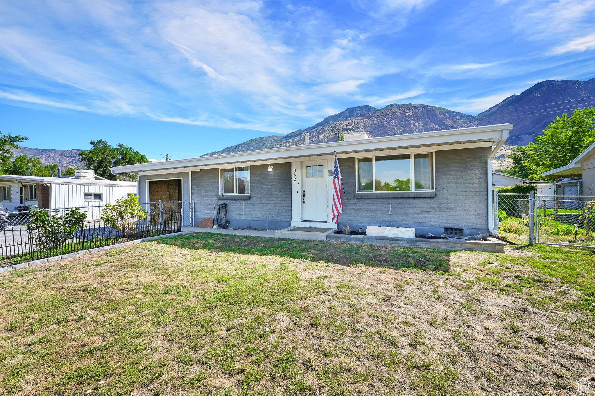 Ogden, UT 84404,942 N MONROE AVE