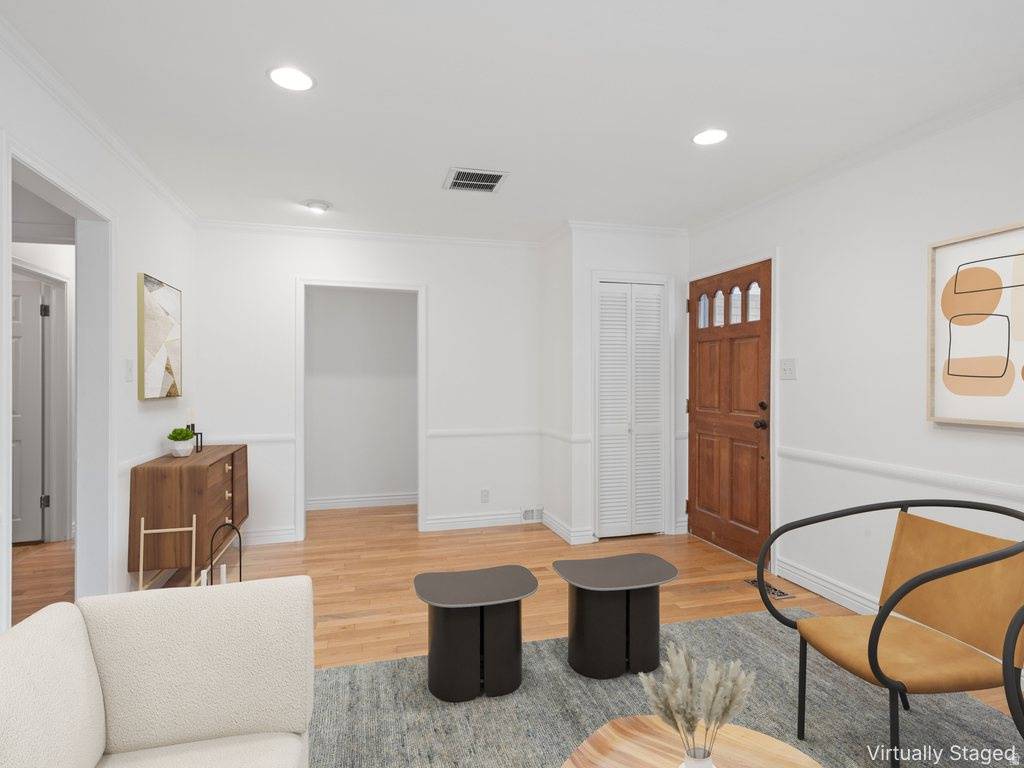 Salt Lake City, UT 84106,1371 E ZENITH AVE