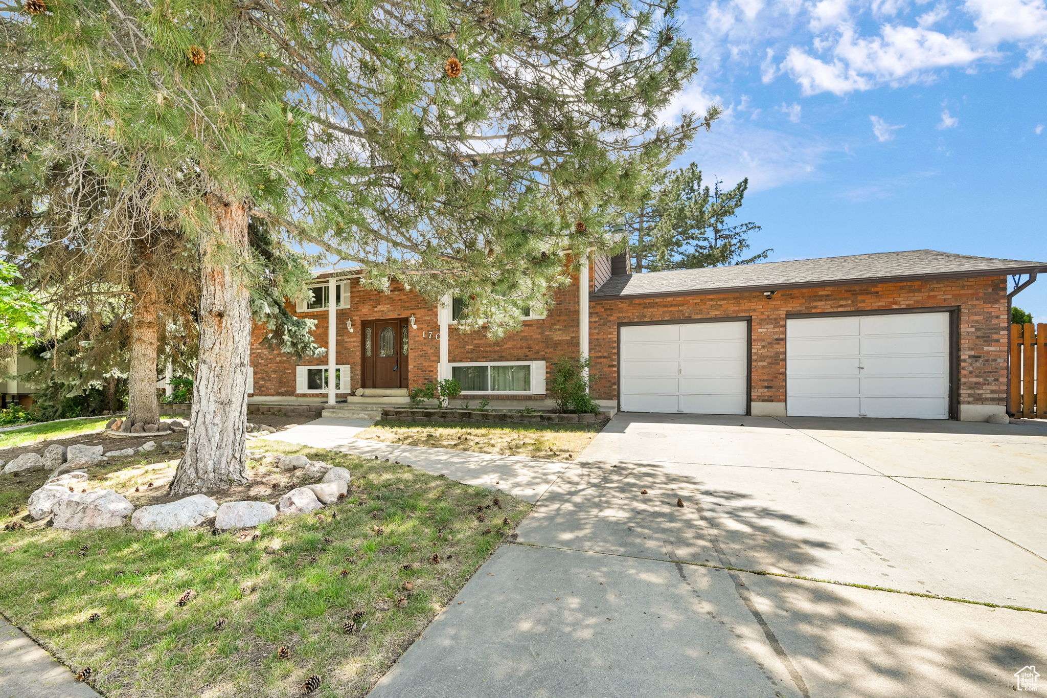 Roy, UT 84067,1705 W 4575 S