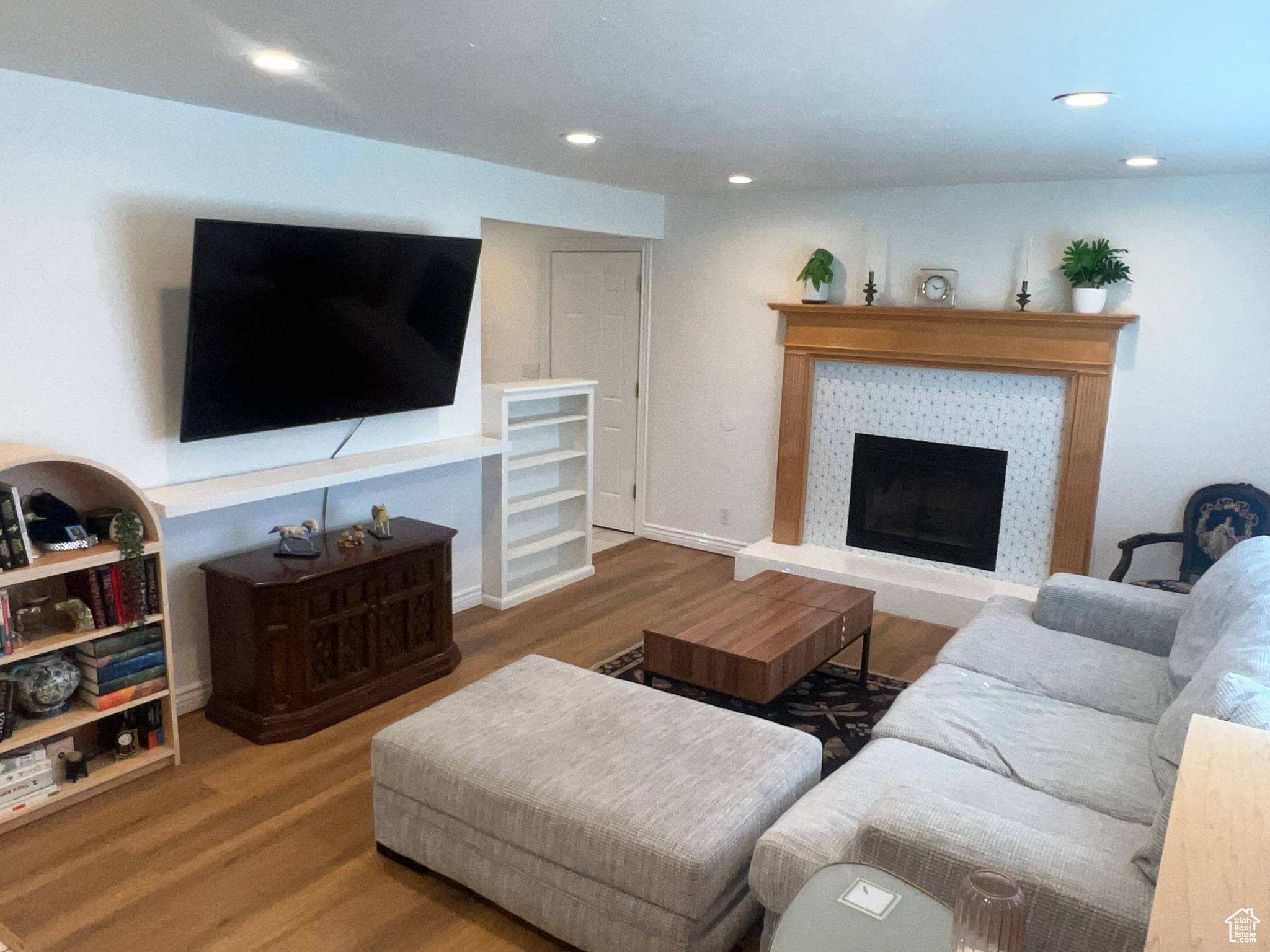 Sandy, UT 84094,955 E SOUTH FORK CIR S