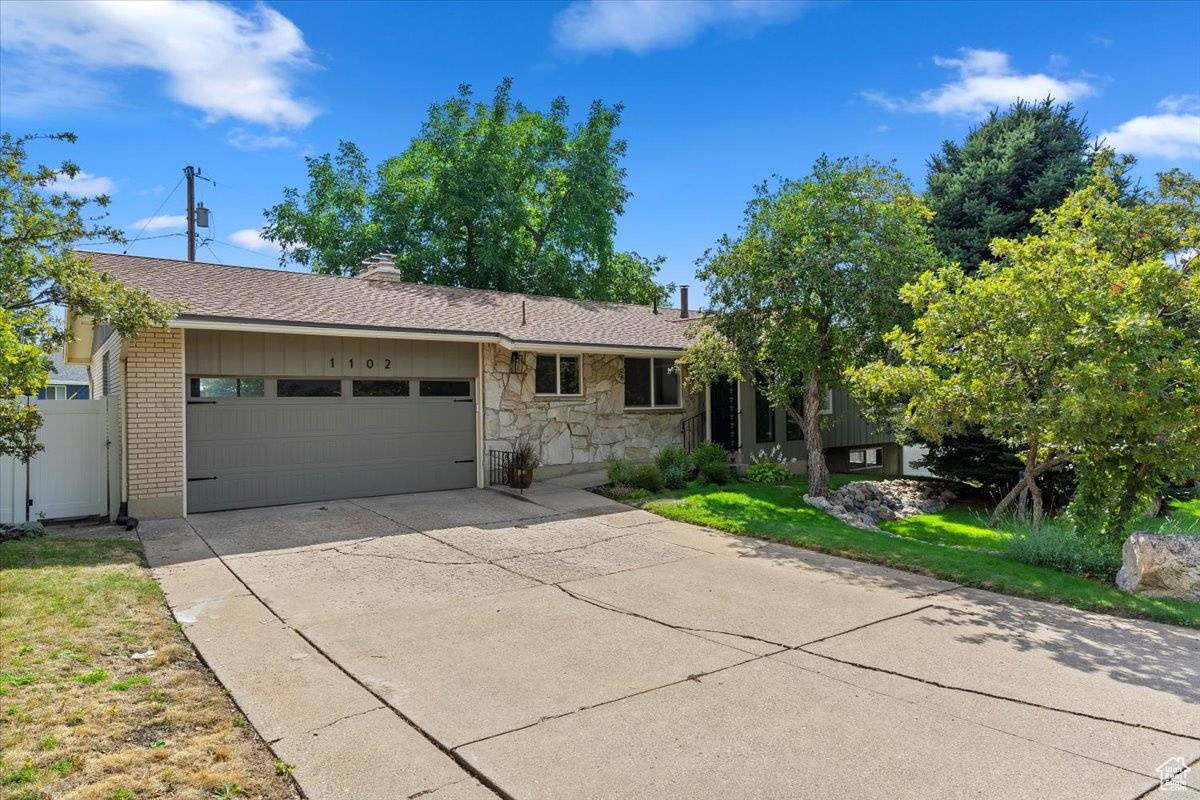 Kaysville, UT 84037,1102 E MANCHESTER RD