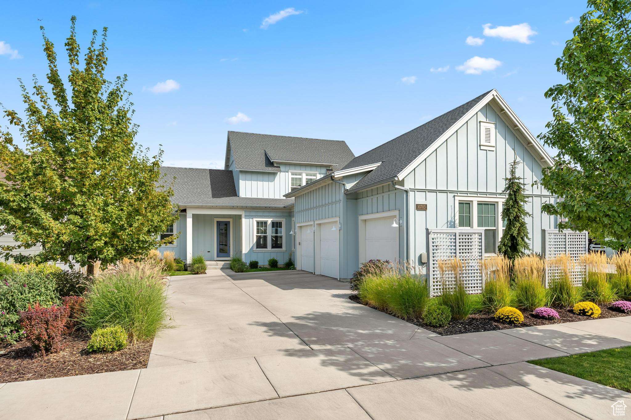 South Jordan, UT 84009,10703 S BEACH COMBER WAY W