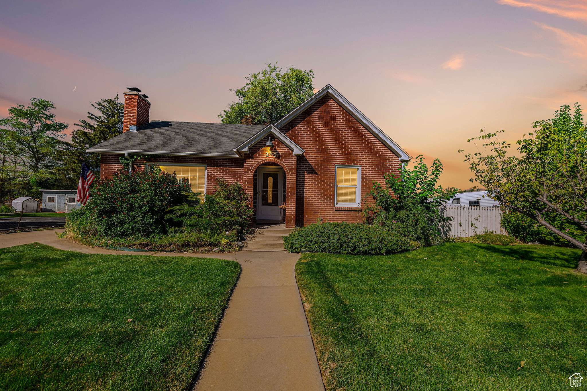 Bountiful, UT 84010,355 N 400 E