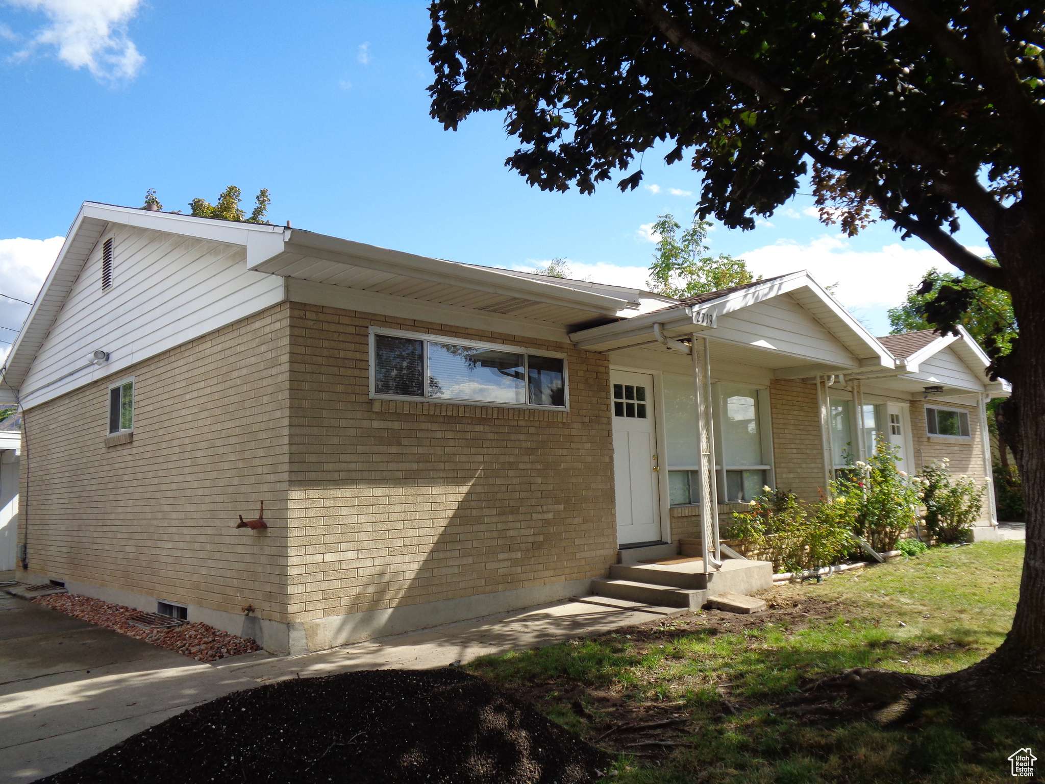 Salt Lake City, UT 84106,2719 S MELBOURNE ST