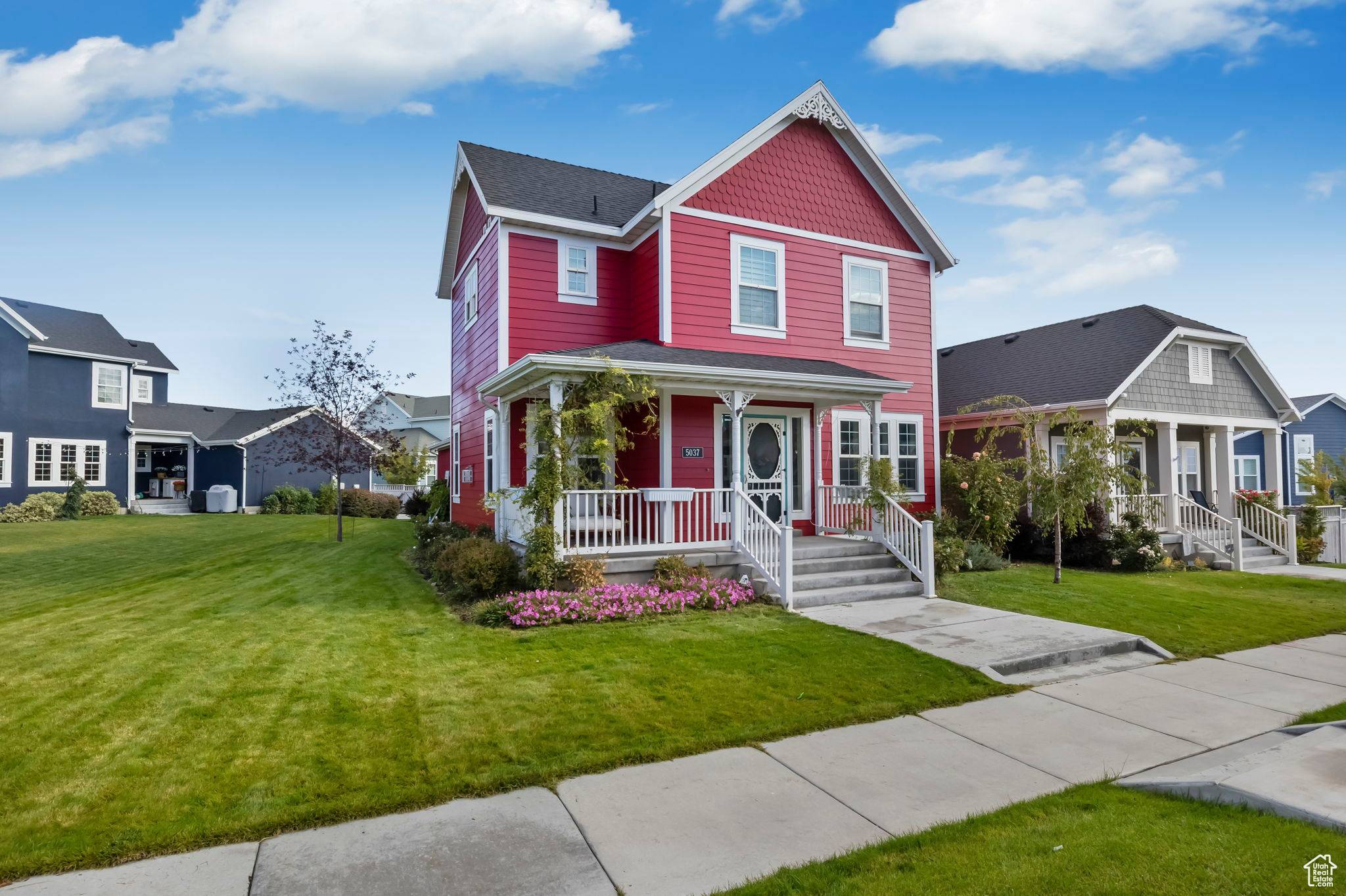 South Jordan, UT 84009,5037 W TABLE TOP WAY