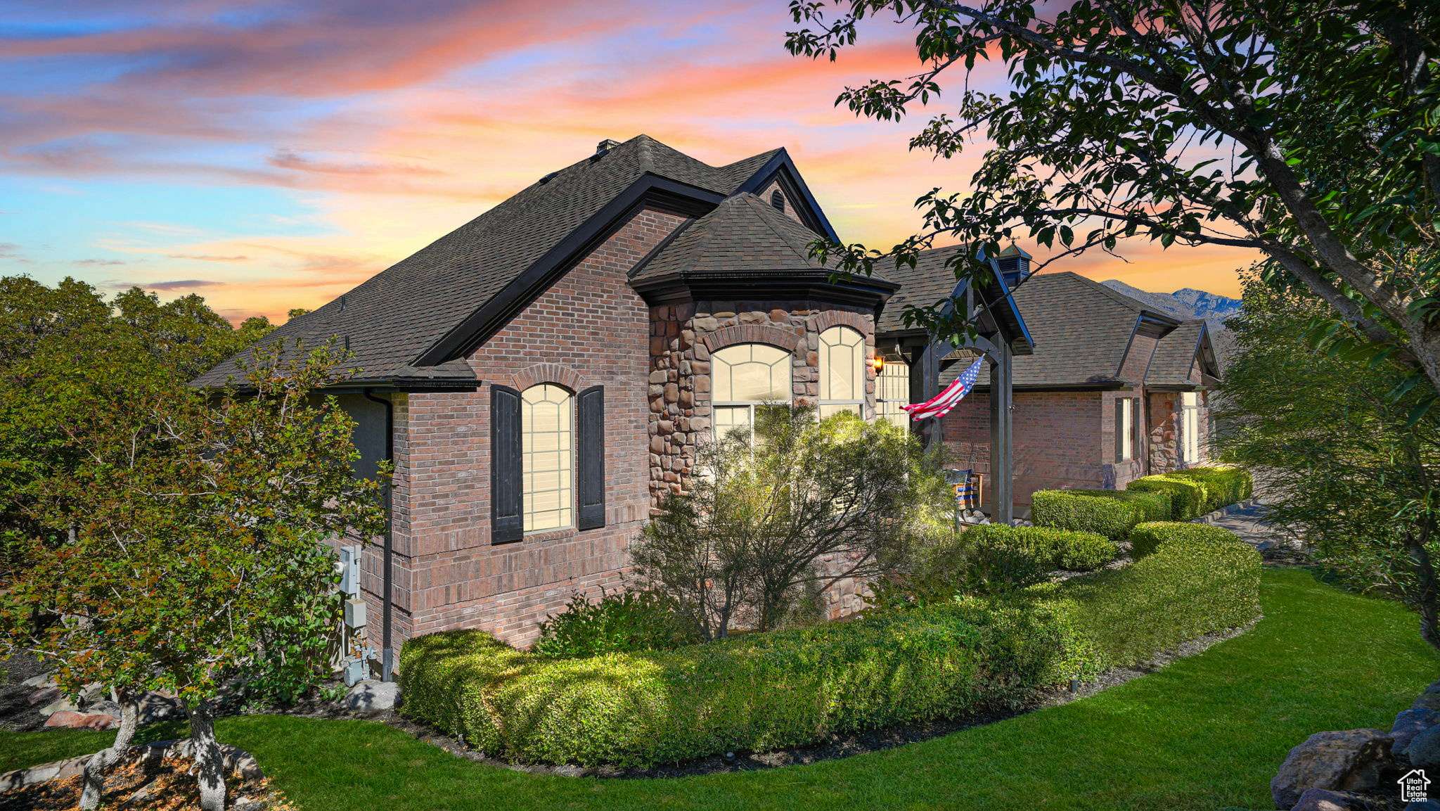 Draper, UT 84020,1481 E MEADOW BLUFF LN