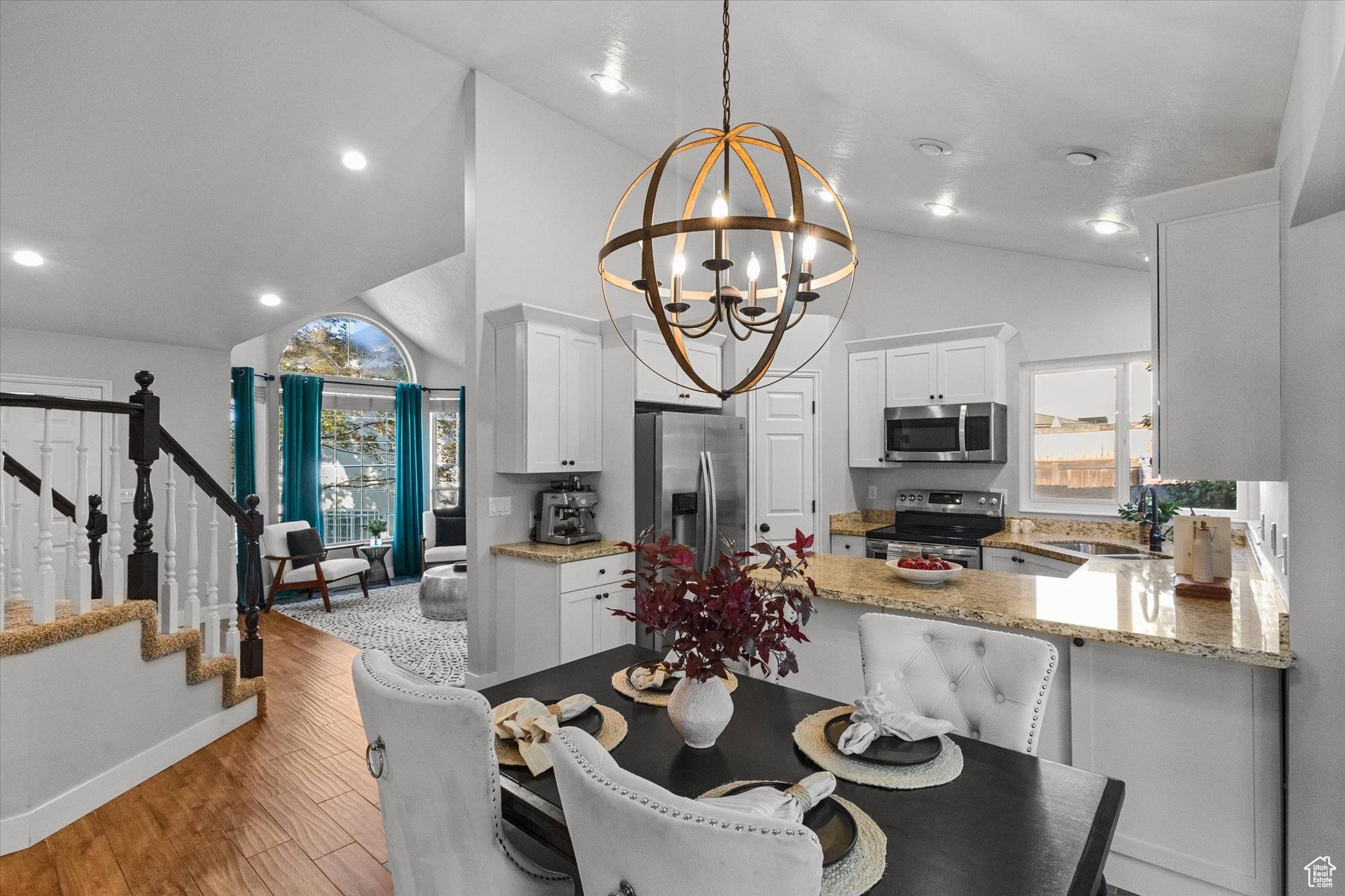 Sandy, UT 84093,2167 E ALTA COVE CIR