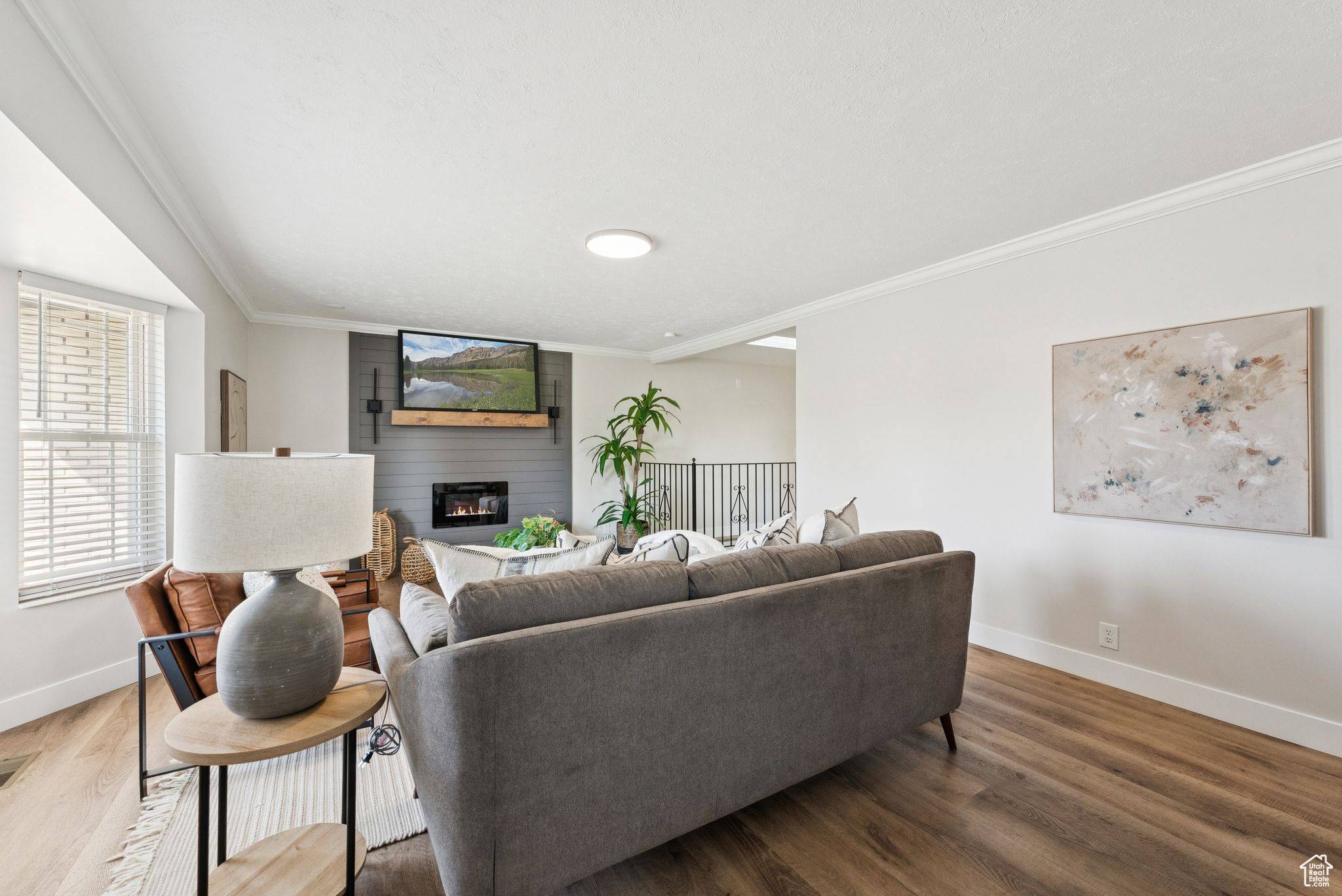 Taylorsville, UT 84129,2104 W CHAMPAGNE CIR