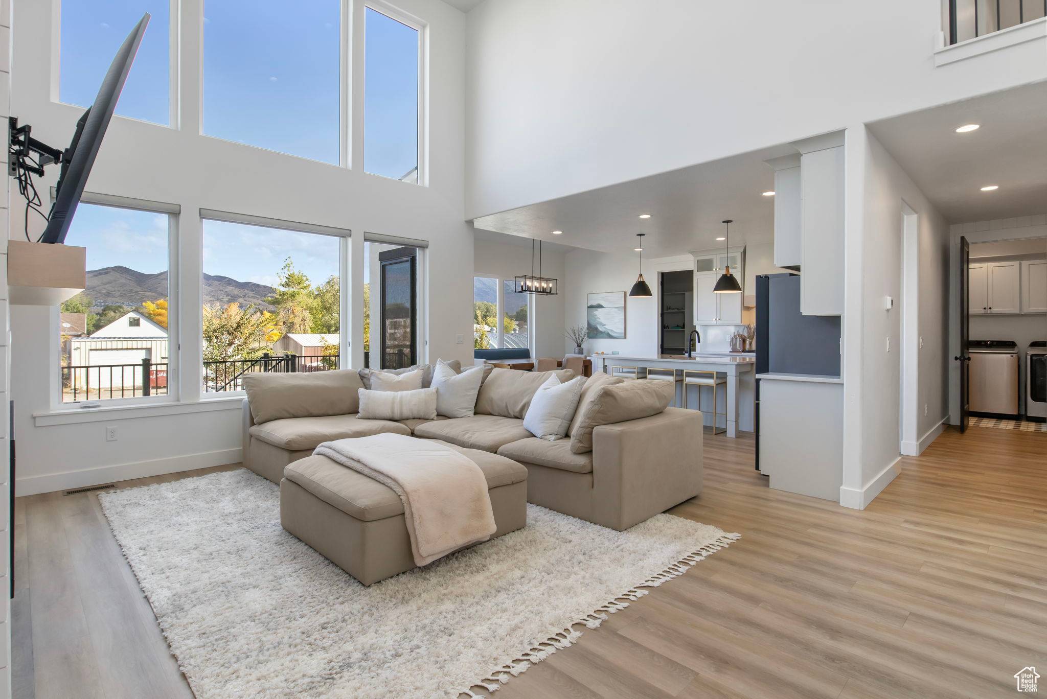 Lehi, UT 84043,1094 W 1425 N