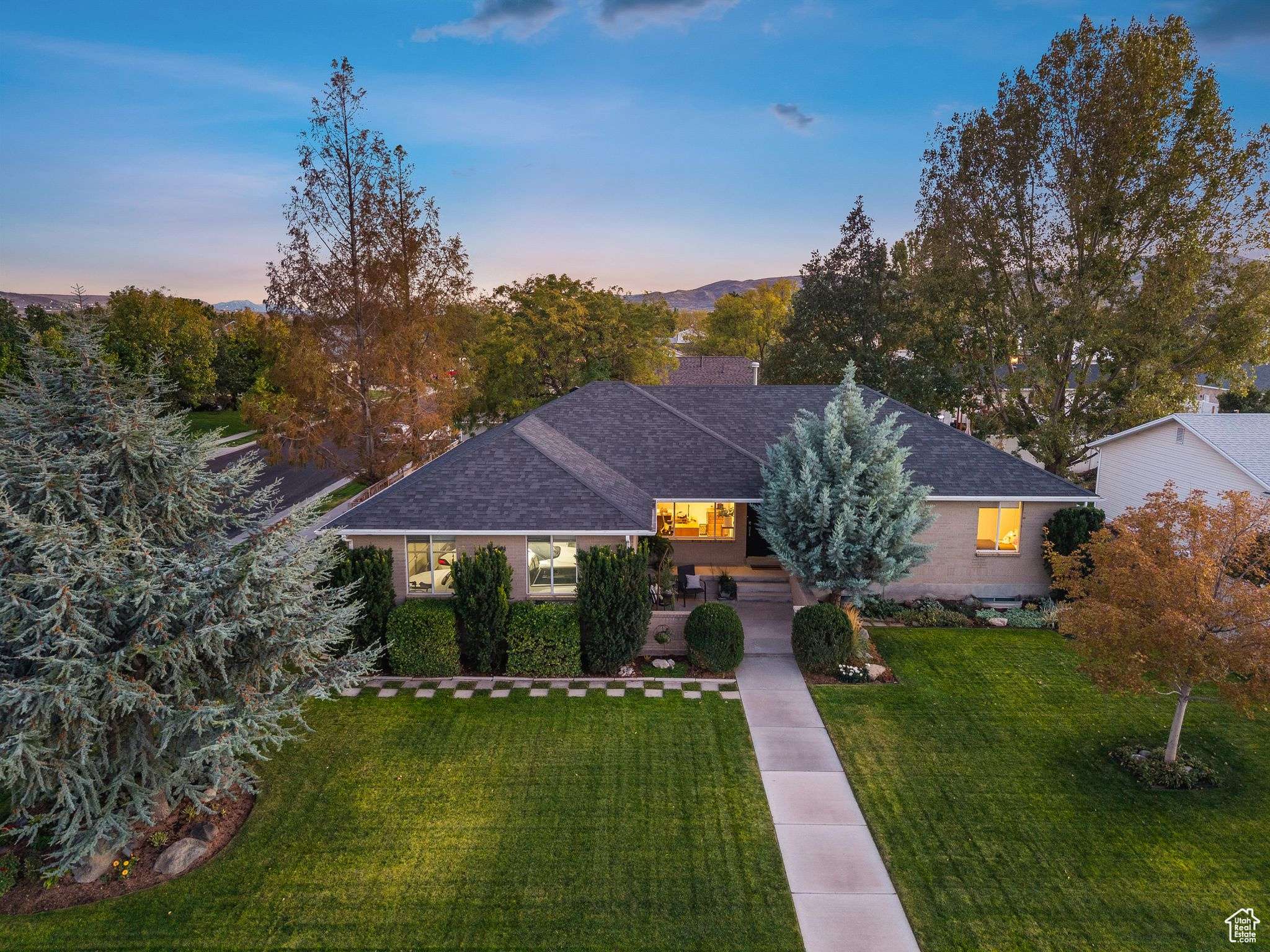 Riverton, UT 84065,2321 W 13100 S