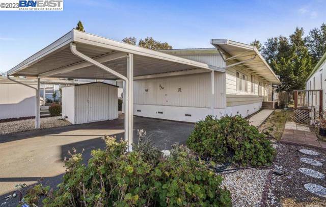 Rohnert Park, CA 94928,85 Walnut Circle