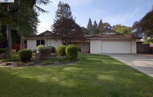 Walnut Creek, CA 94598,711 Stonehaven Dr