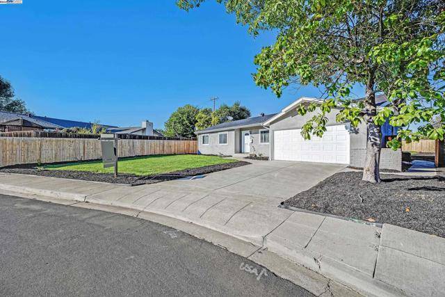 Dublin, CA 94568,7769 Deervale Ct