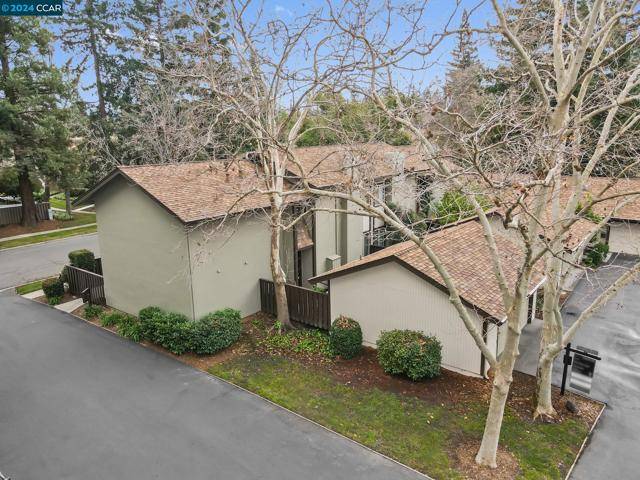 Walnut Creek, CA 94598,1712 Countrywood Ct