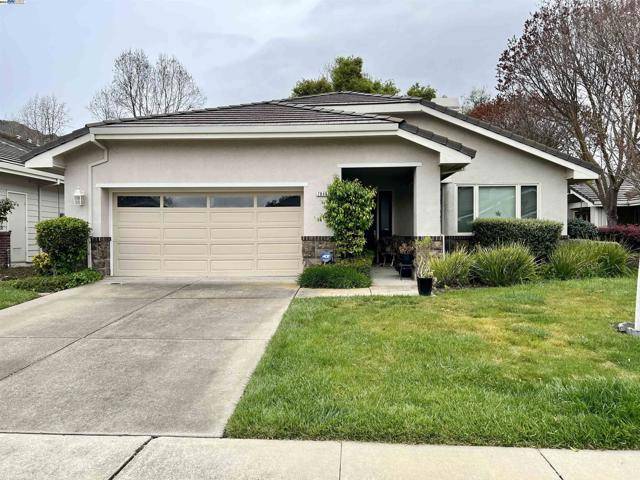 Pleasanton, CA 94588,7845 Medinah Ct