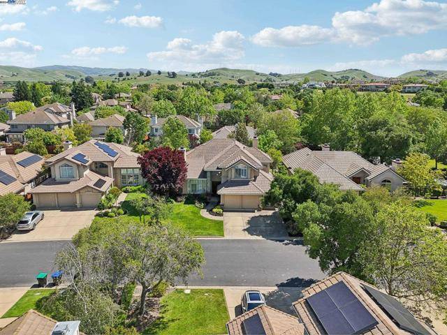 Pleasanton, CA 94566,543 Montori Ct