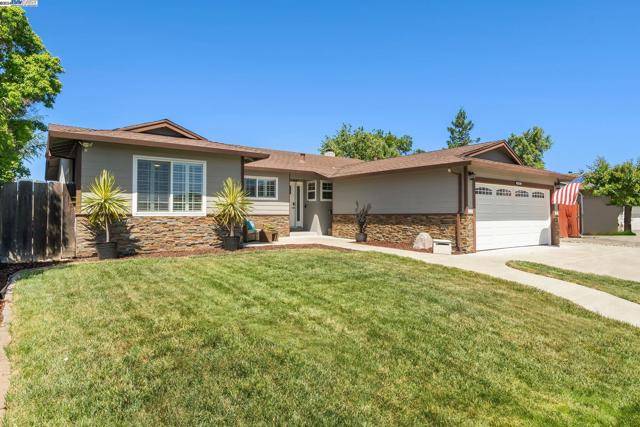 Pleasanton, CA 94588,4672 Herrin Way