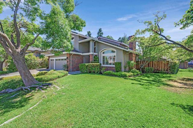 Pleasanton, CA 94588,5186 Mount Tam Cir