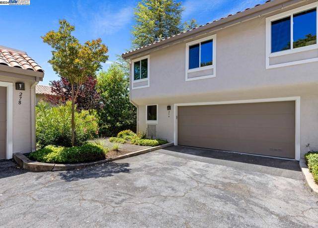 Moraga, CA 94556,274 Paseo Bernal