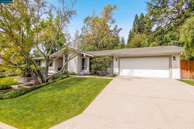 Moraga, CA 94556,411 Fernwood