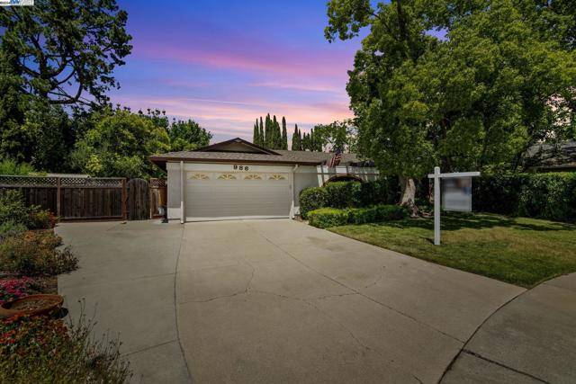 Livermore, CA 94550,986 Via Del Paz